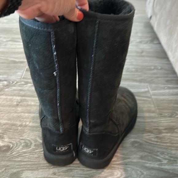 EUC Ugg Black Classic Tall style 5815 Size 7 - Picture 3 of 8